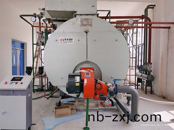 3噸(dun)(2.1MW)燃(ran)油(you)燃氣鍋(guo)鑪(lu)